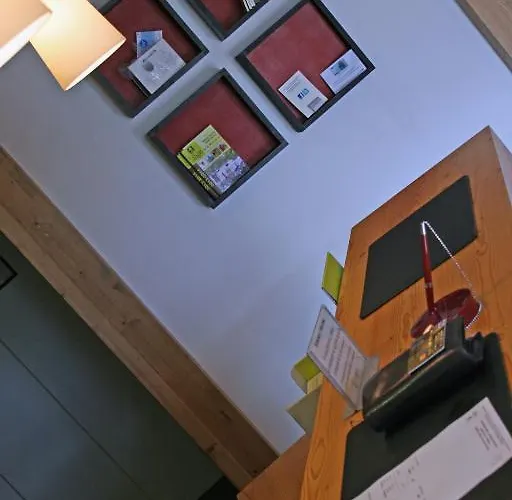 La Croix De Savoie & Hotel 4*