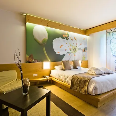 La Croix De Savoie&spa Les Carroz d'Arâches