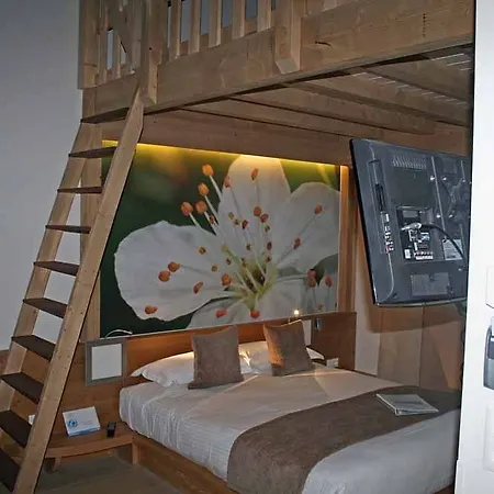 Hotel La Croix De Savoie&spa Les Carroz d'Arâches
